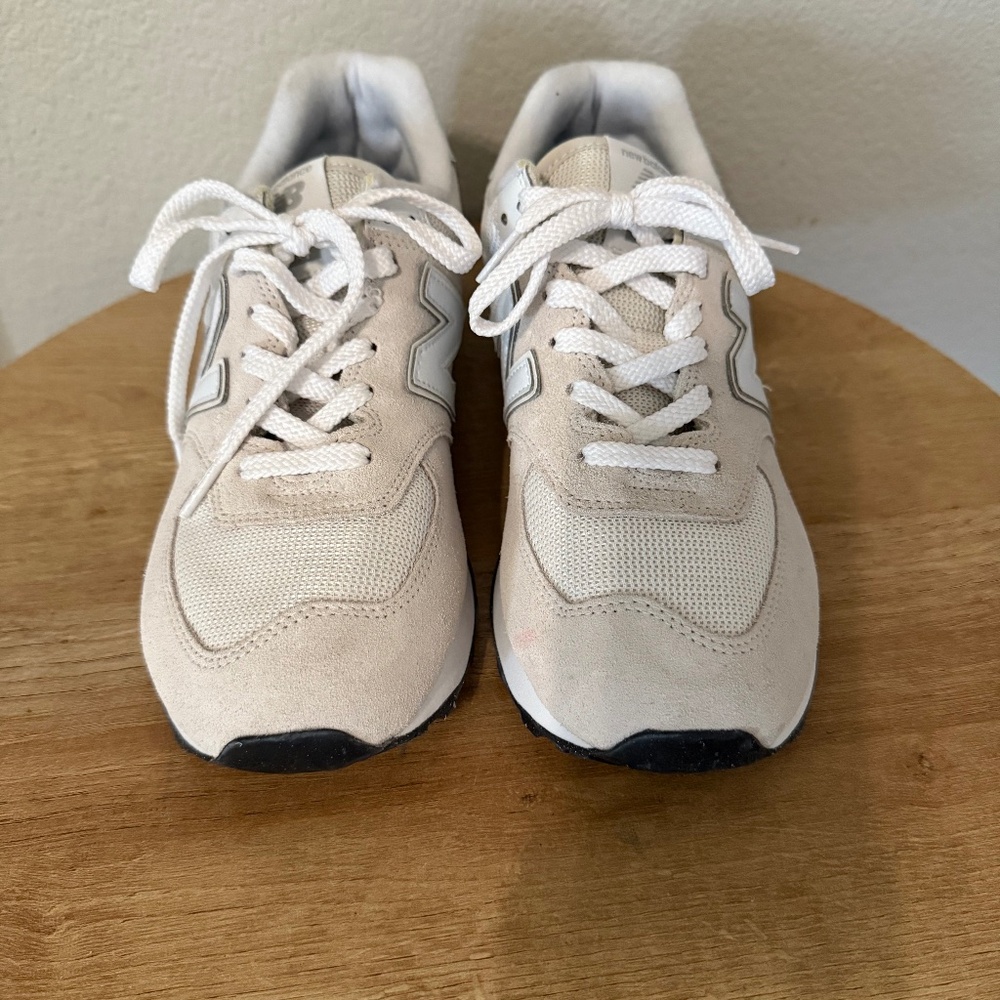Never worn New Balance